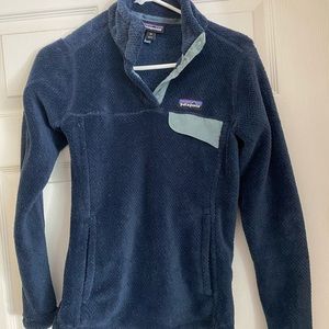 Patagonia Pullover Women’s Size XS navy blue